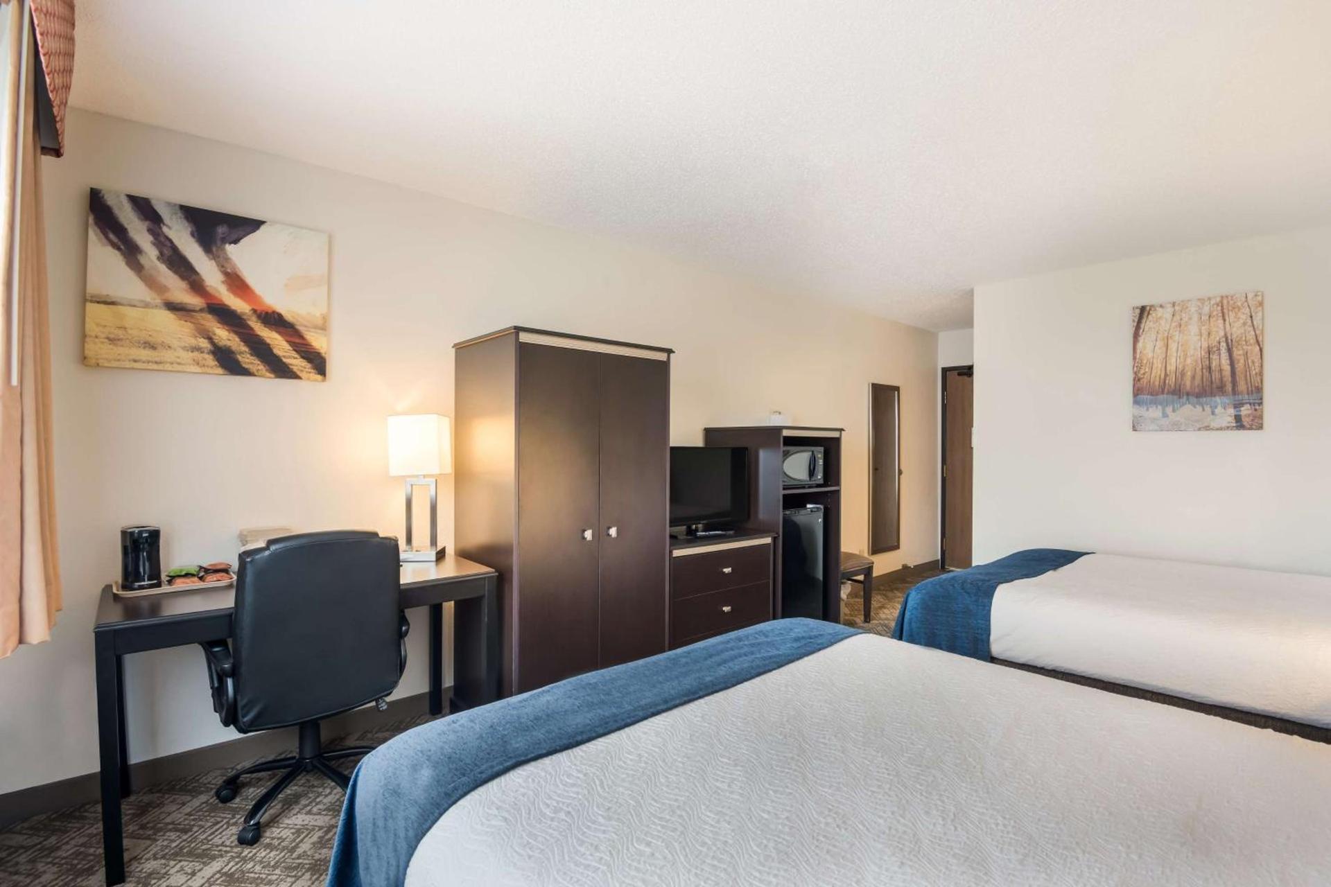 Best Western Mount Pleasant Inn photo 17