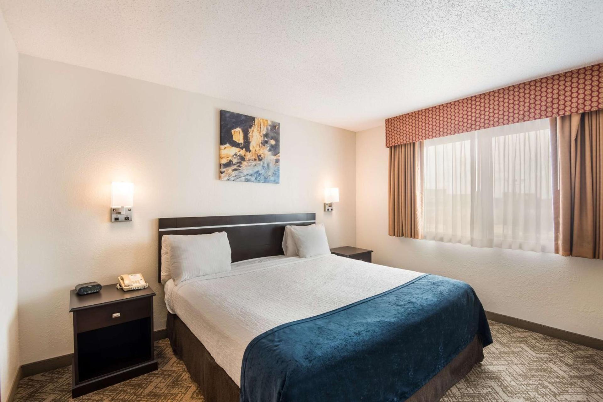 Best Western Mount Pleasant Inn photo 25
