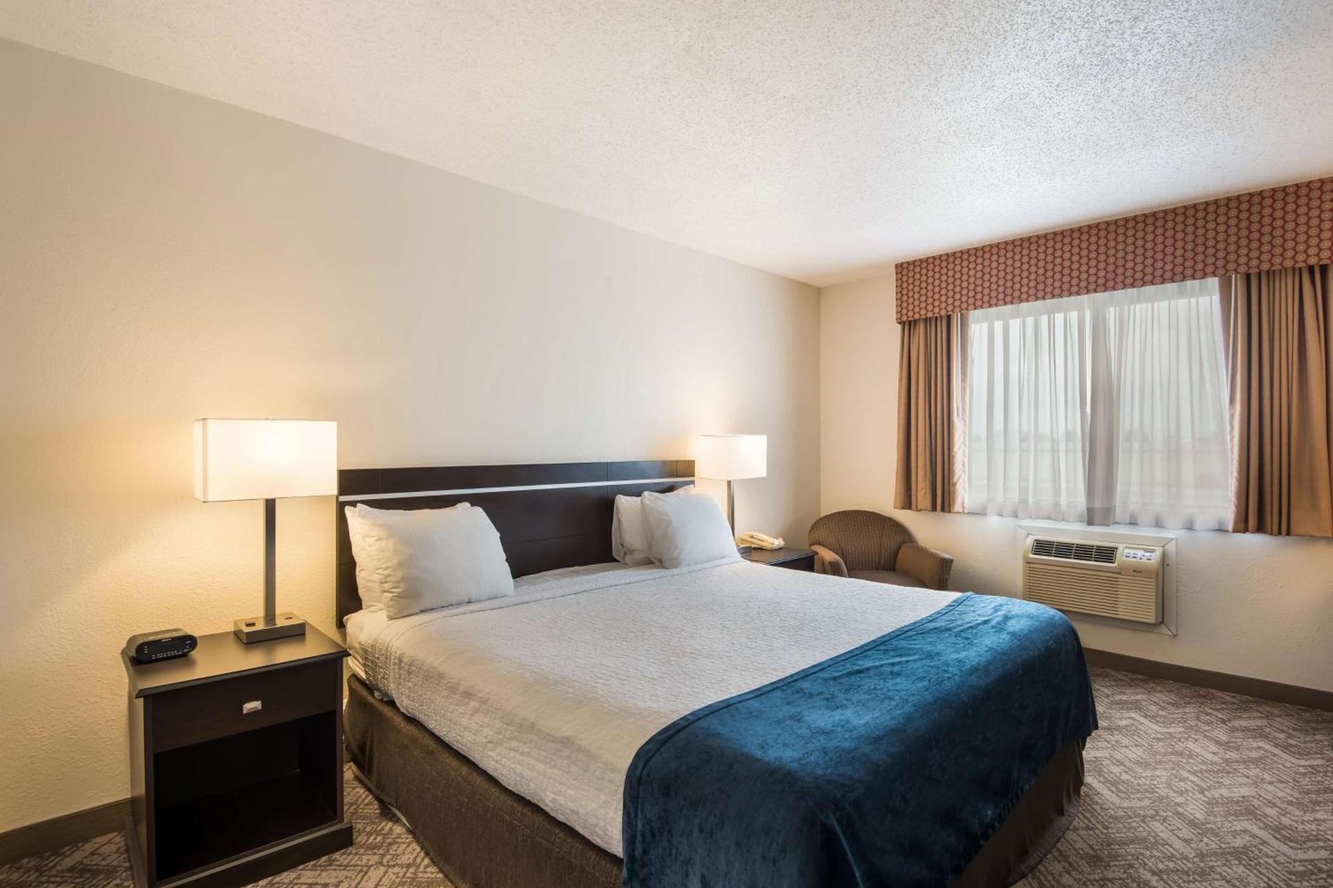 Best Western Mount Pleasant Inn photo 28