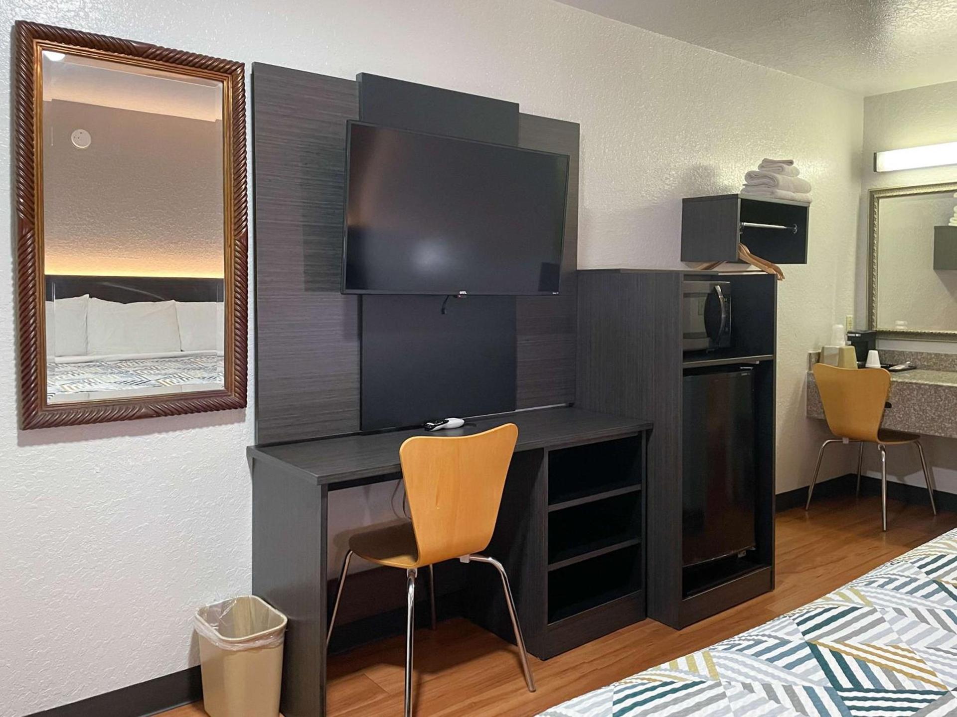 Motel 6-Atlanta, TX photo 4