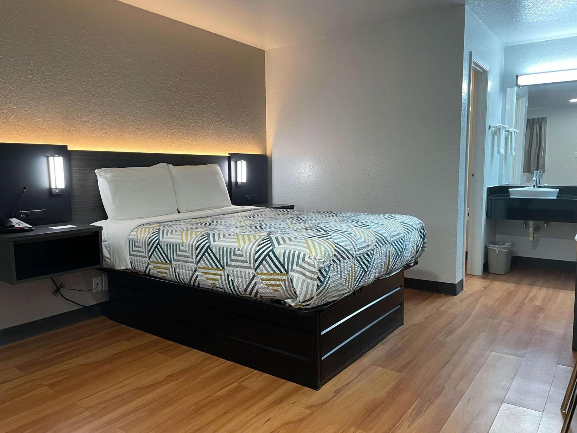 Motel 6-Atlanta, TX photo 8