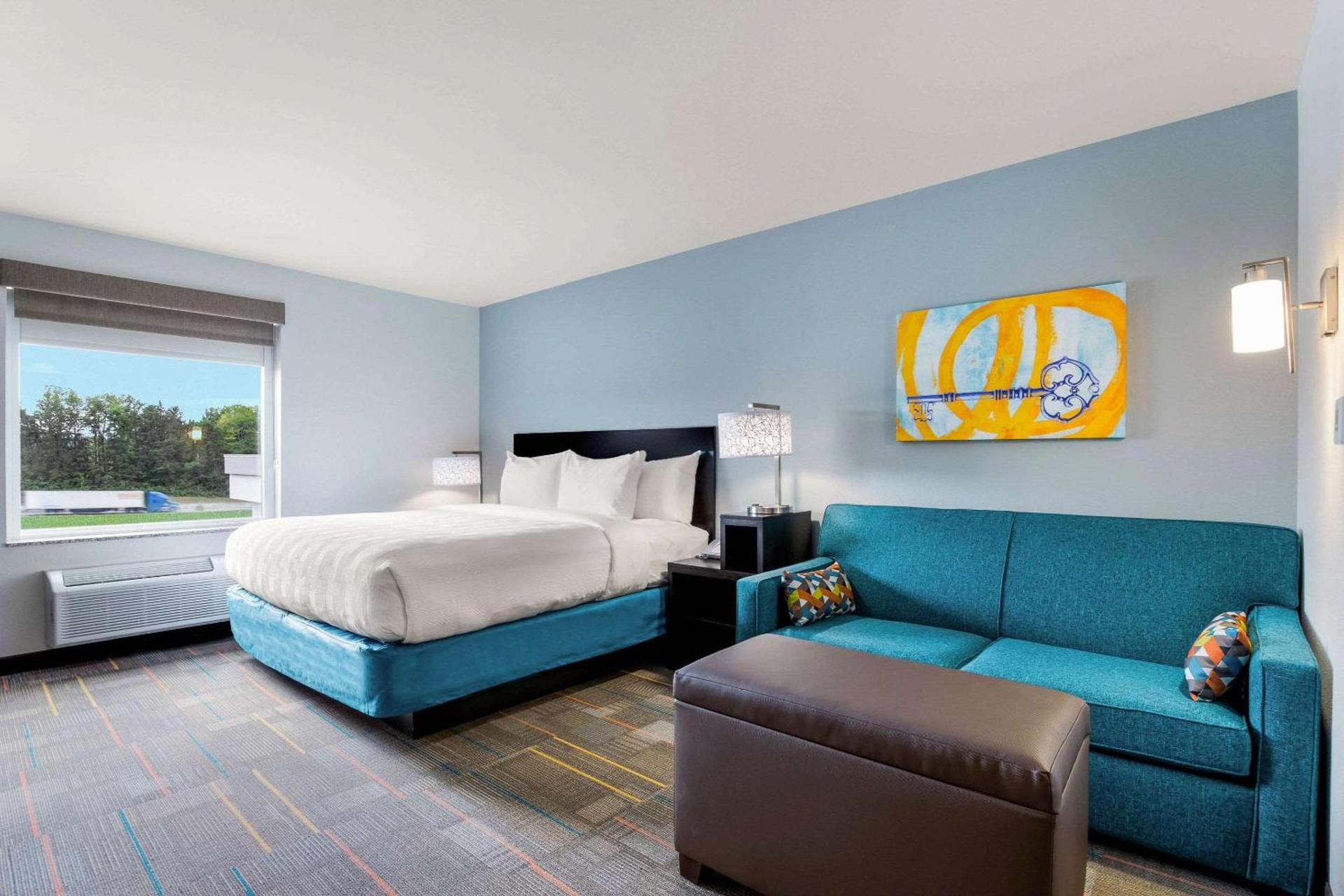 MainStay Suites Winfield-Teays Valley photo 11