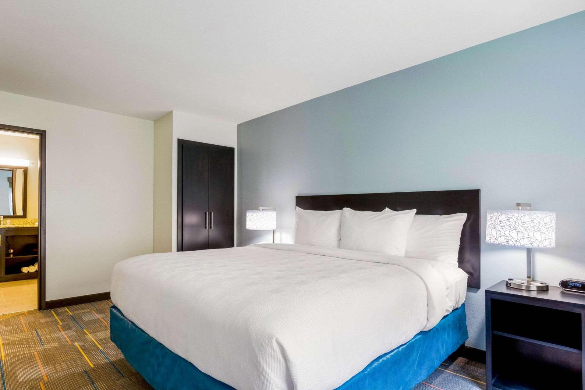 MainStay Suites Winfield-Teays Valley photo 21