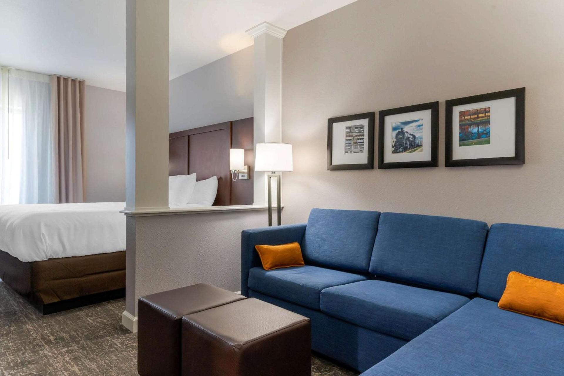 Comfort Suites Paducah Mall Area photo 13