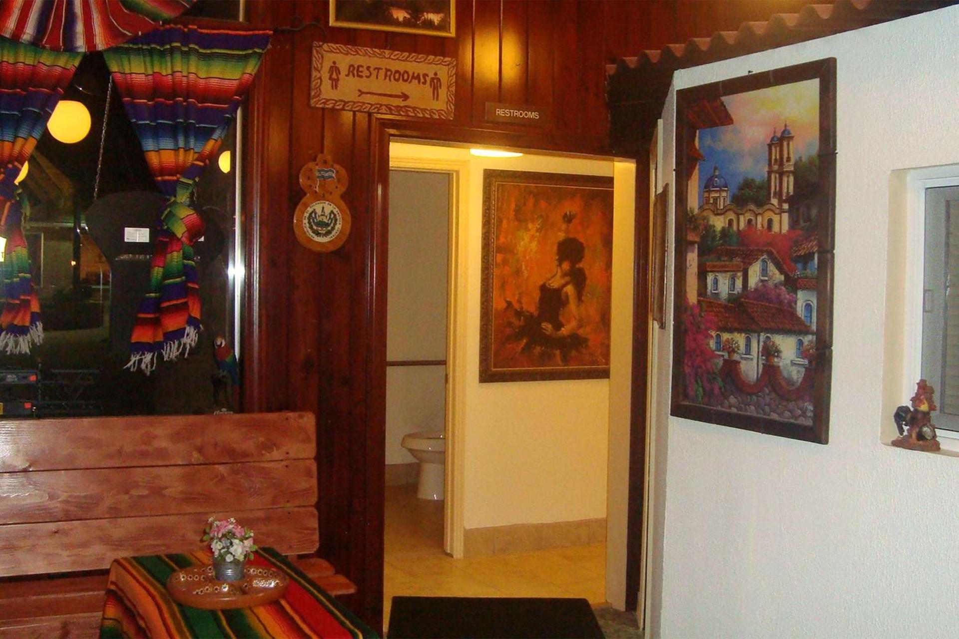 Casa Lemus Inn photo 8