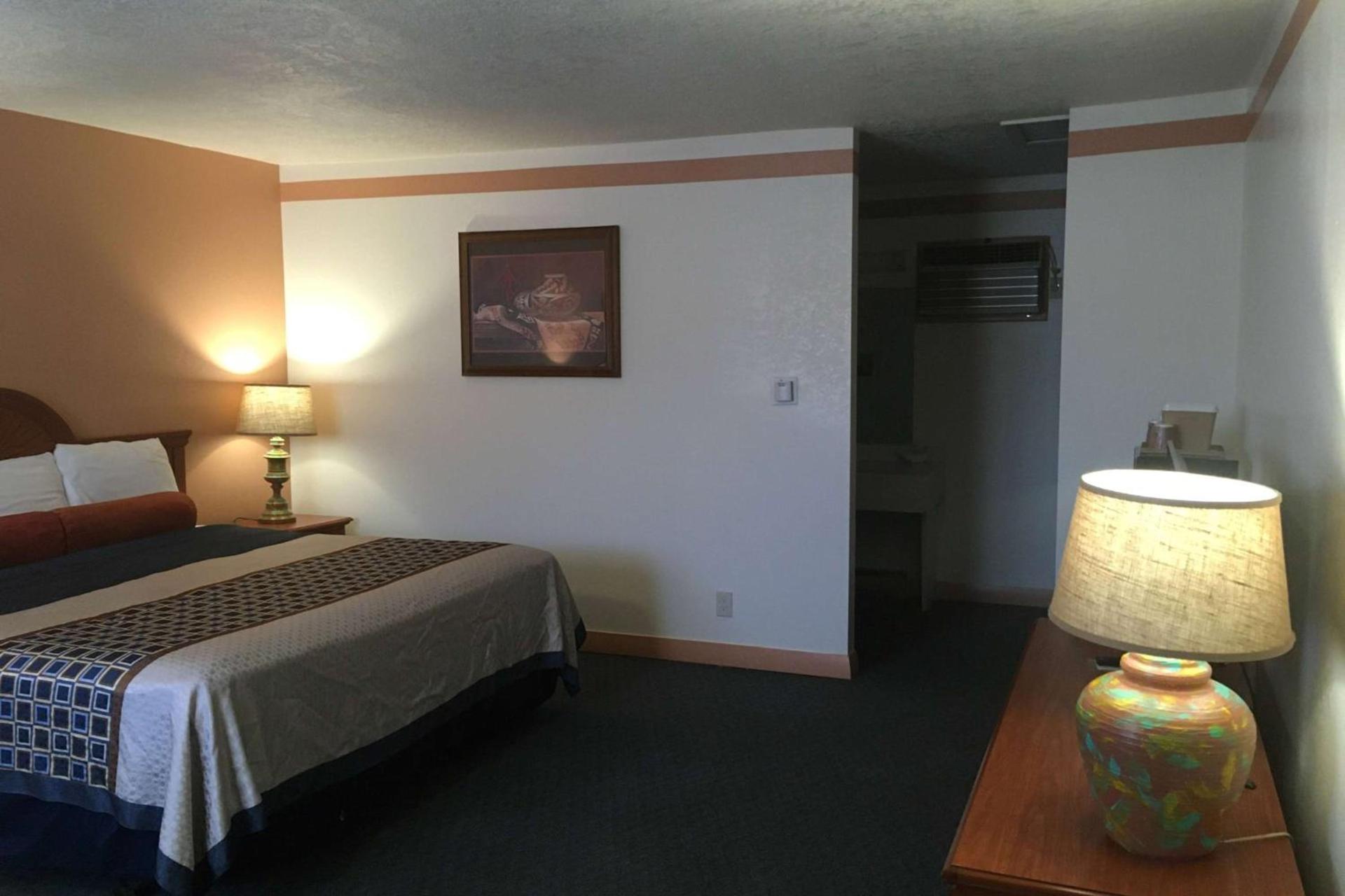 Casa Lemus Inn photo 11