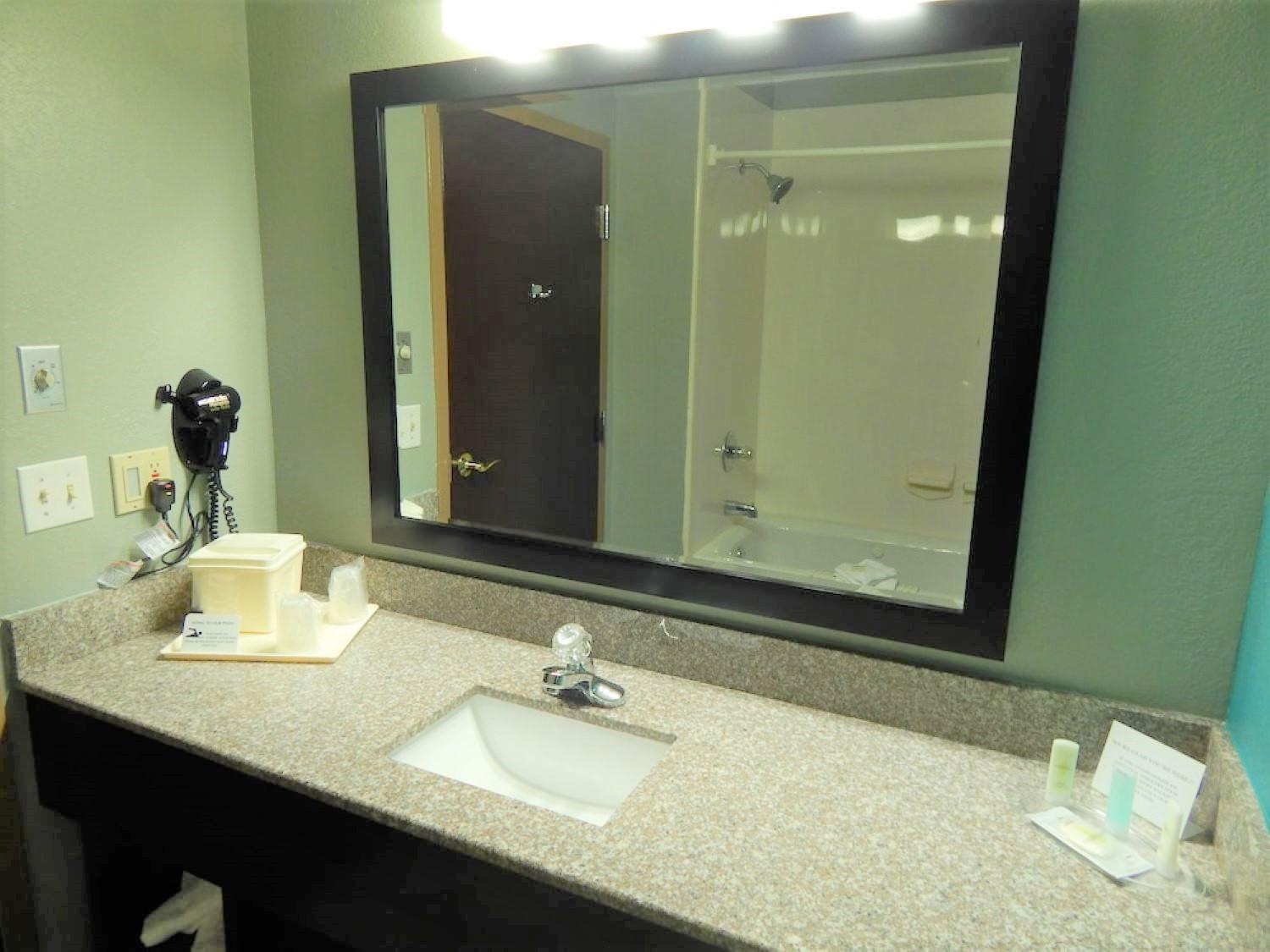 Comfort Suites Tampa - Brandon photo 33