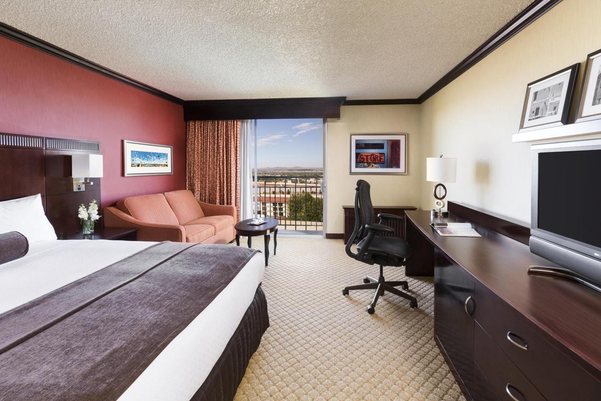 Crowne Plaza Albuquerque by IHG photo 2