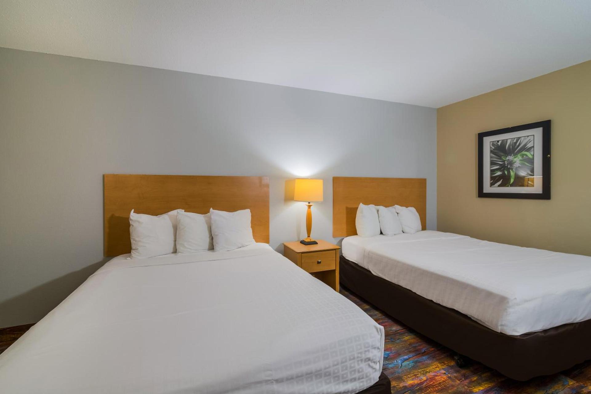Americas Best Value Inn Fargo photo 4