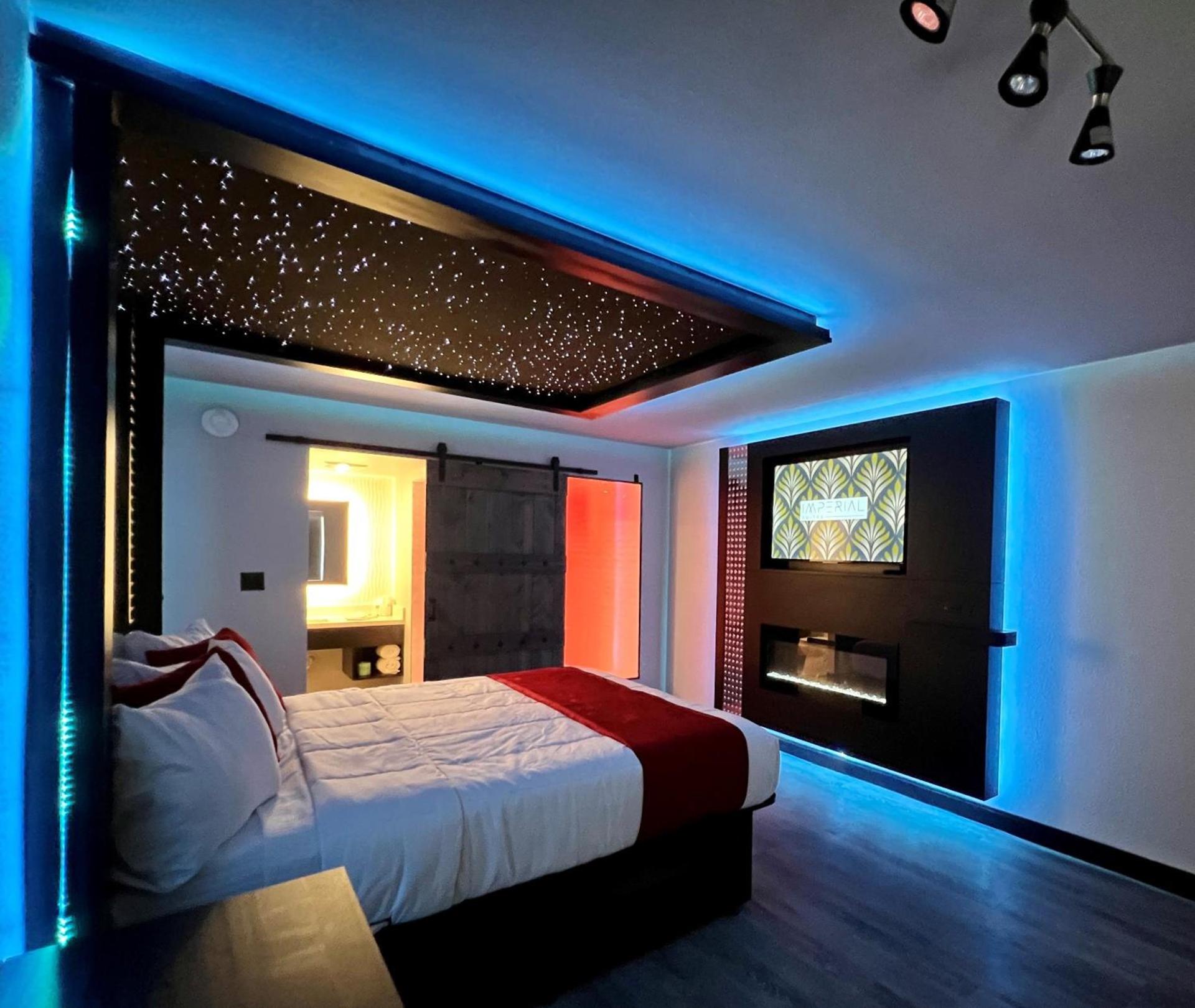Imperial Suites, Adults Only photo 65