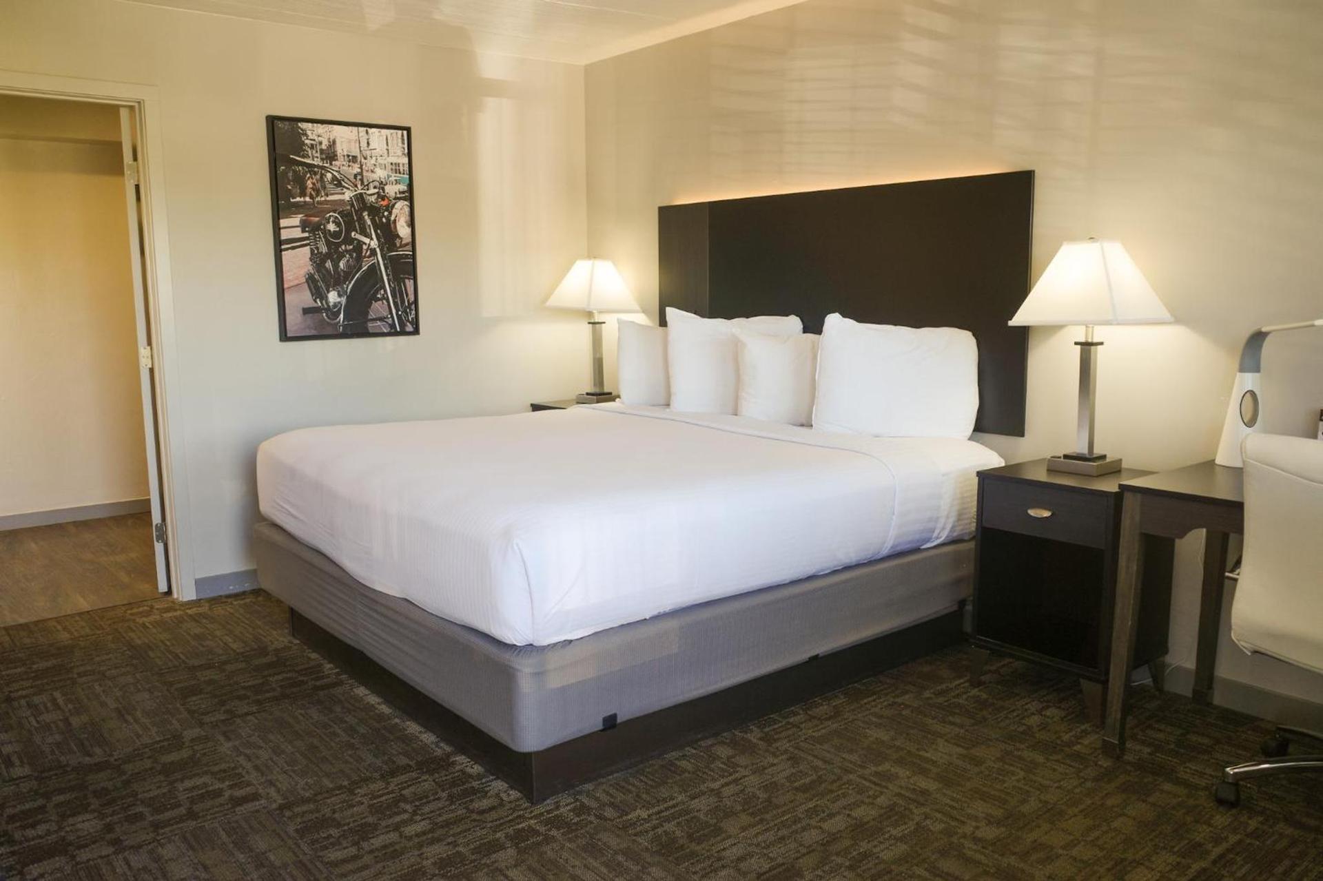Americana Modern Hotel photo 12