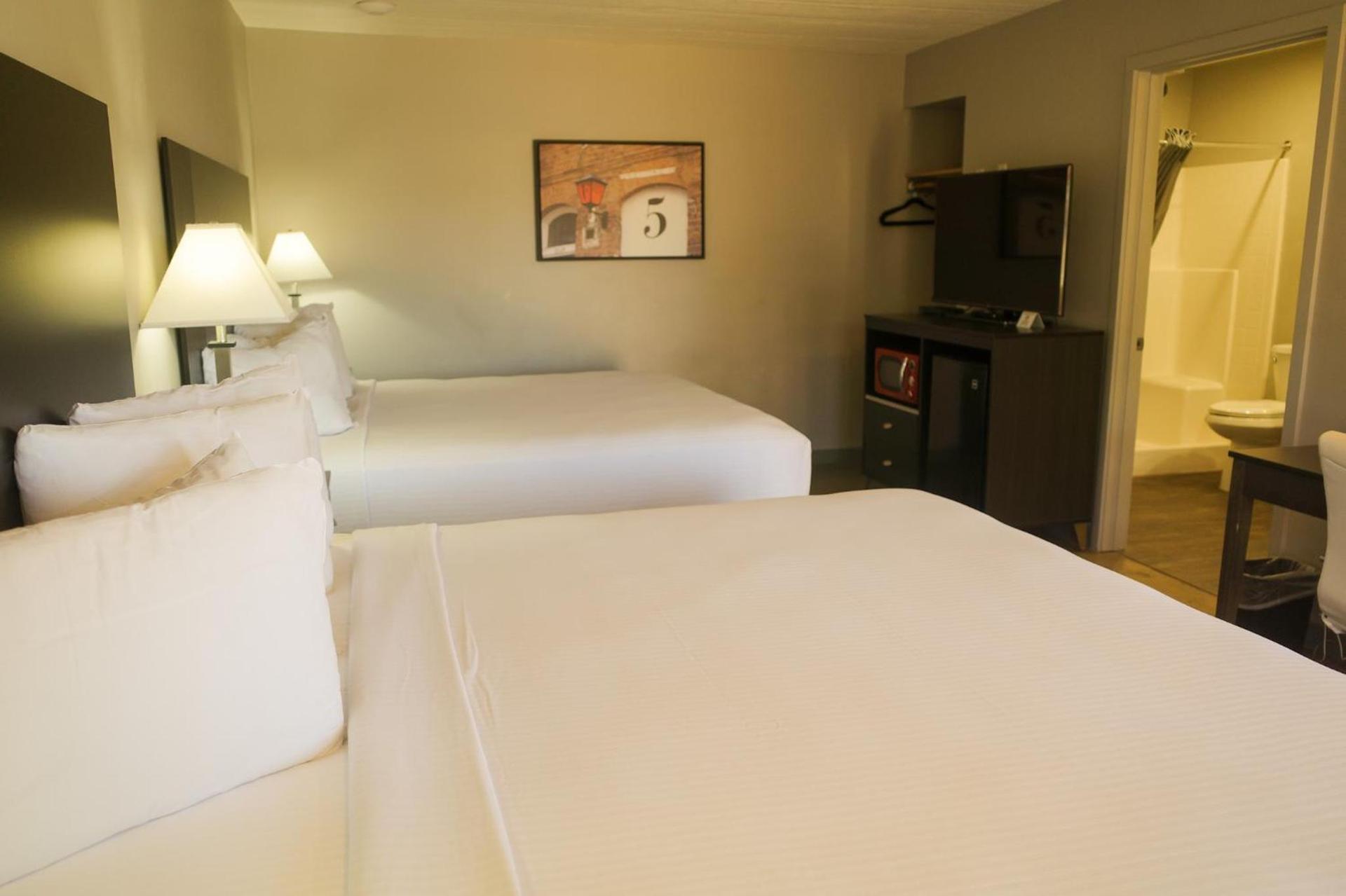 Americana Modern Hotel photo 11