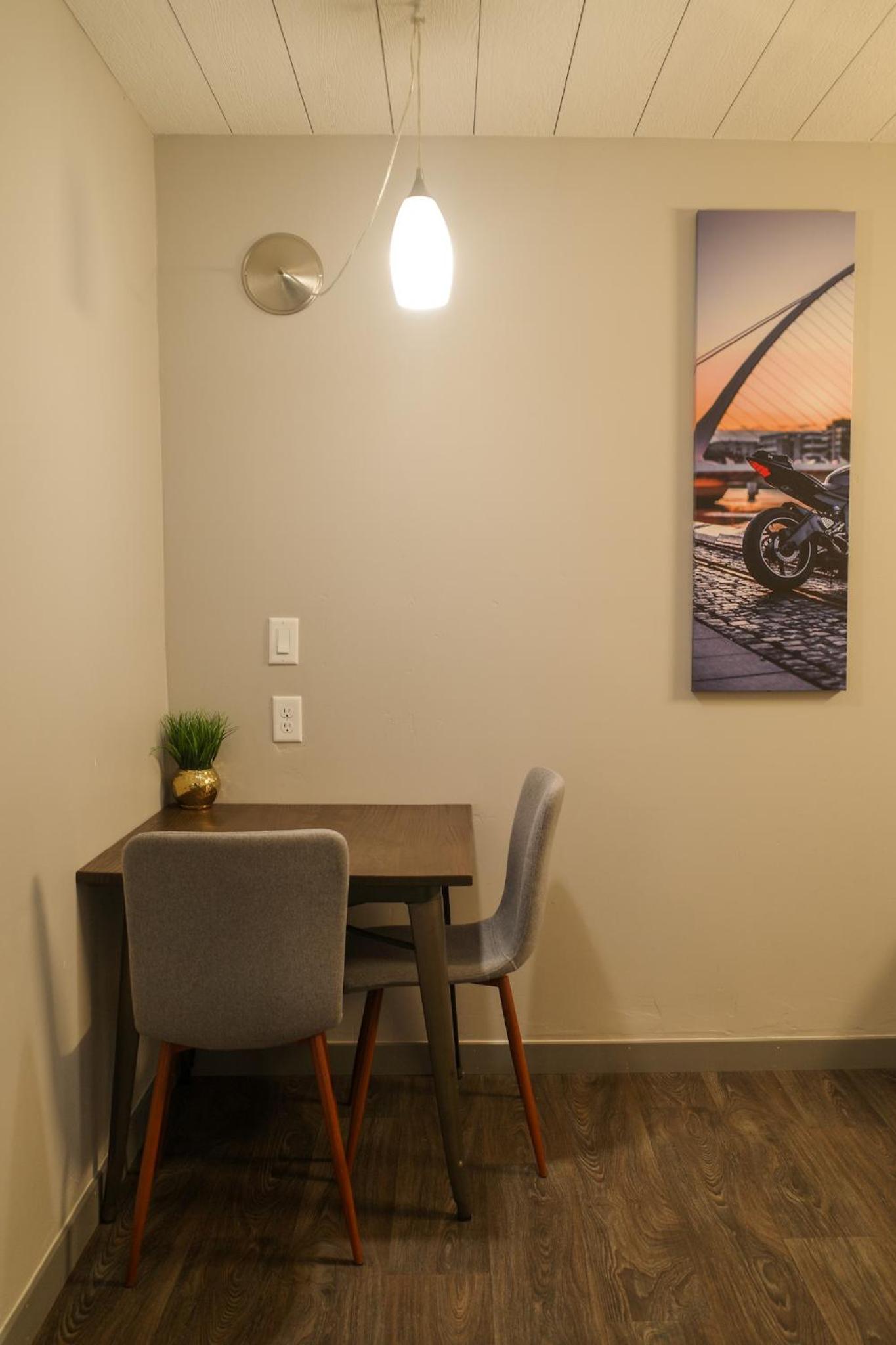 Americana Modern Hotel photo 27