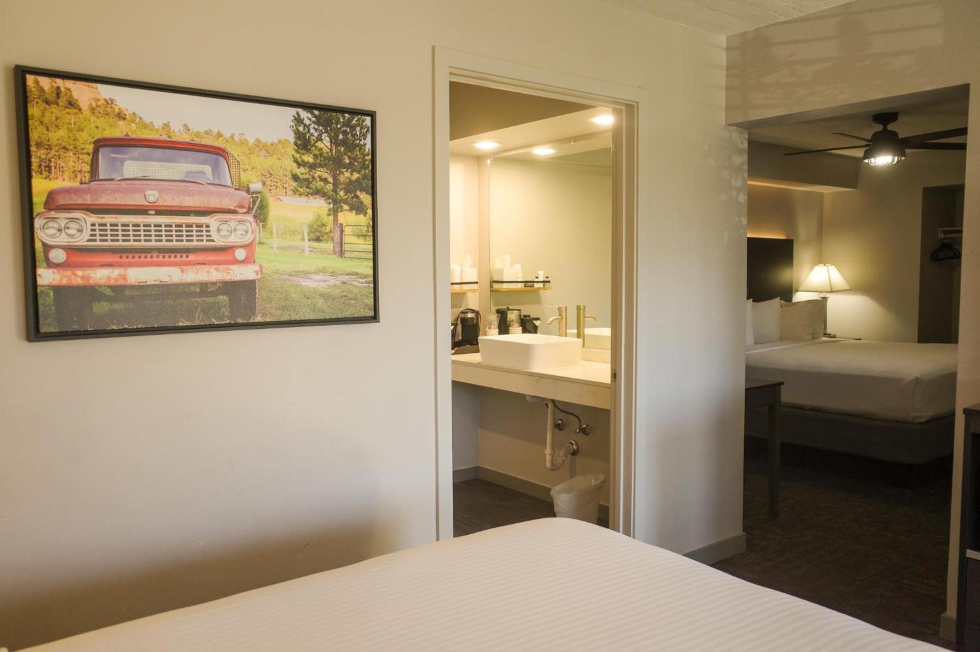 Americana Modern Hotel photo 28