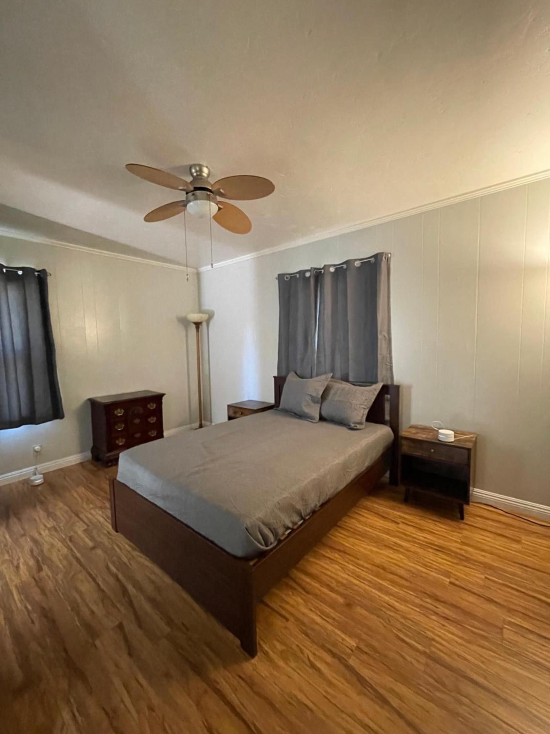 Sherwood Arms Motel photo 9