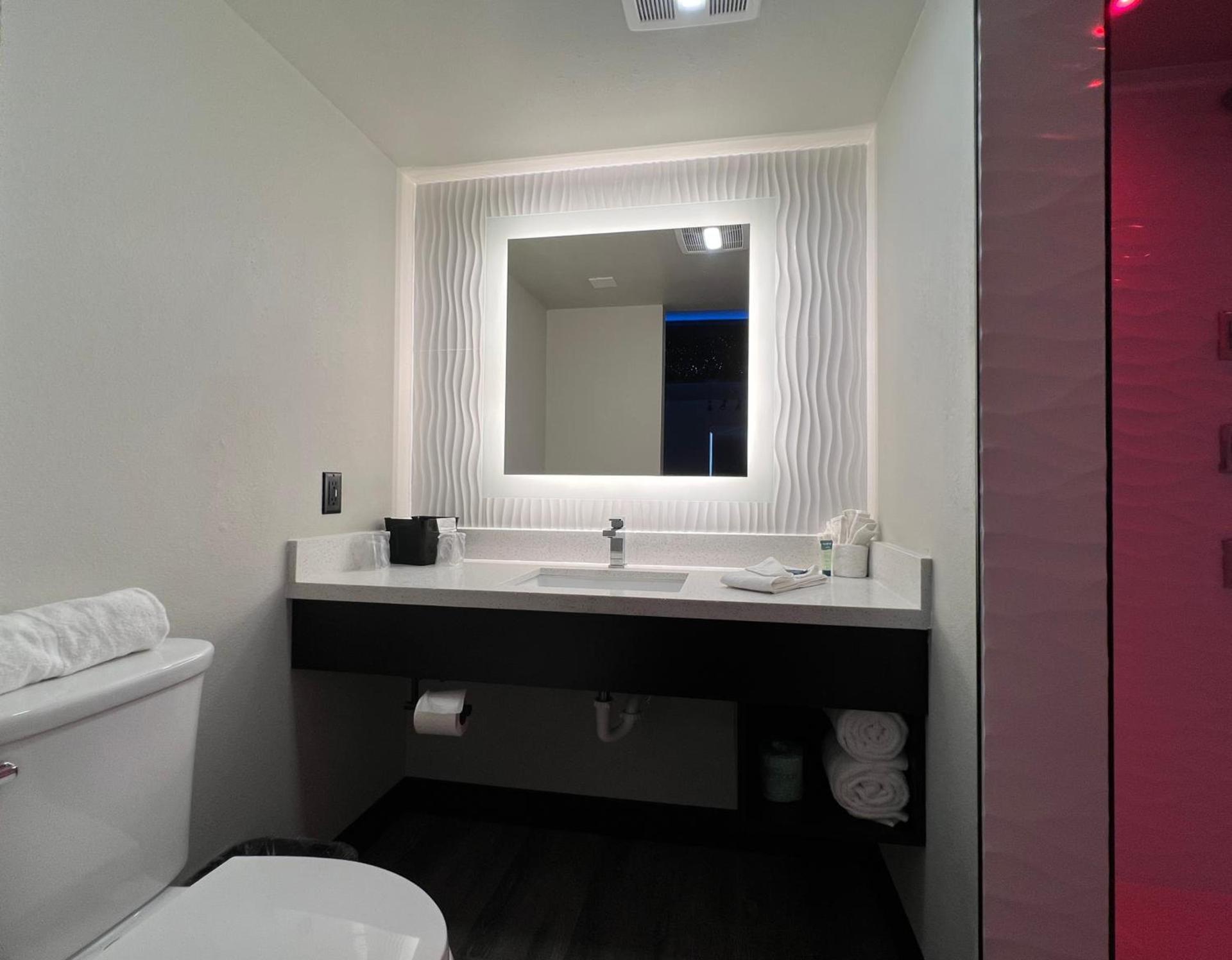 Imperial Suites, Adults Only photo 76