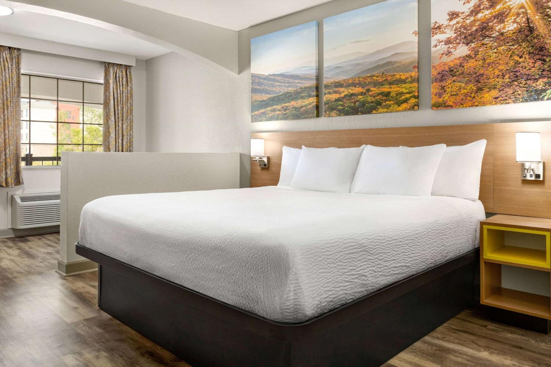 Days Inn by Wyndham Fulton photo 17