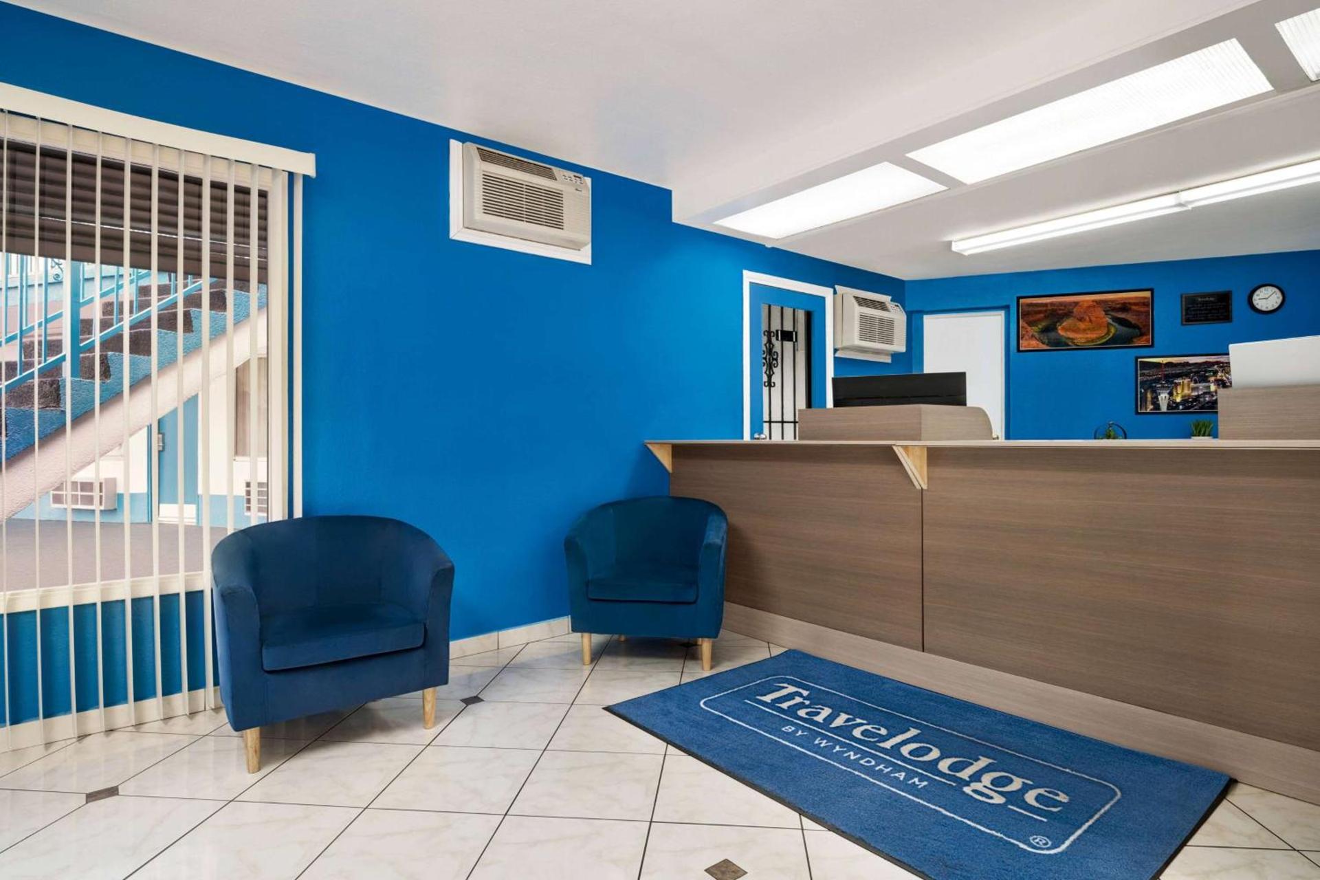 Travelodge by Wyndham Las Vegas photo 2