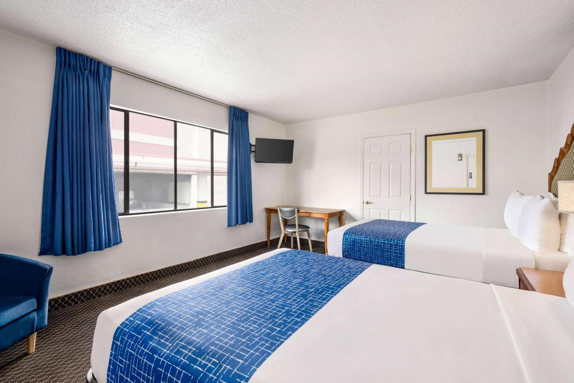 Travelodge by Wyndham Las Vegas photo 6