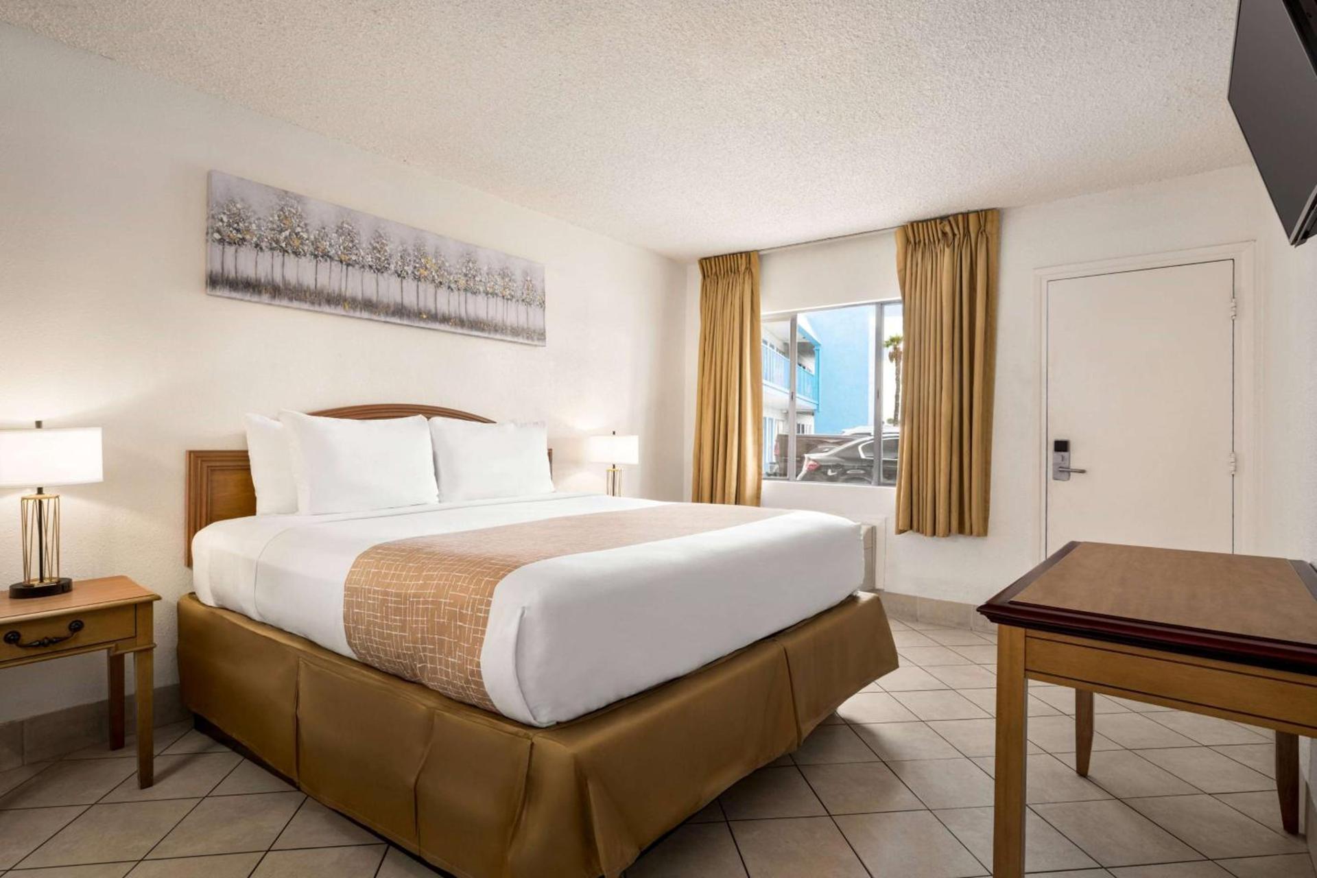 Travelodge by Wyndham Las Vegas photo 12