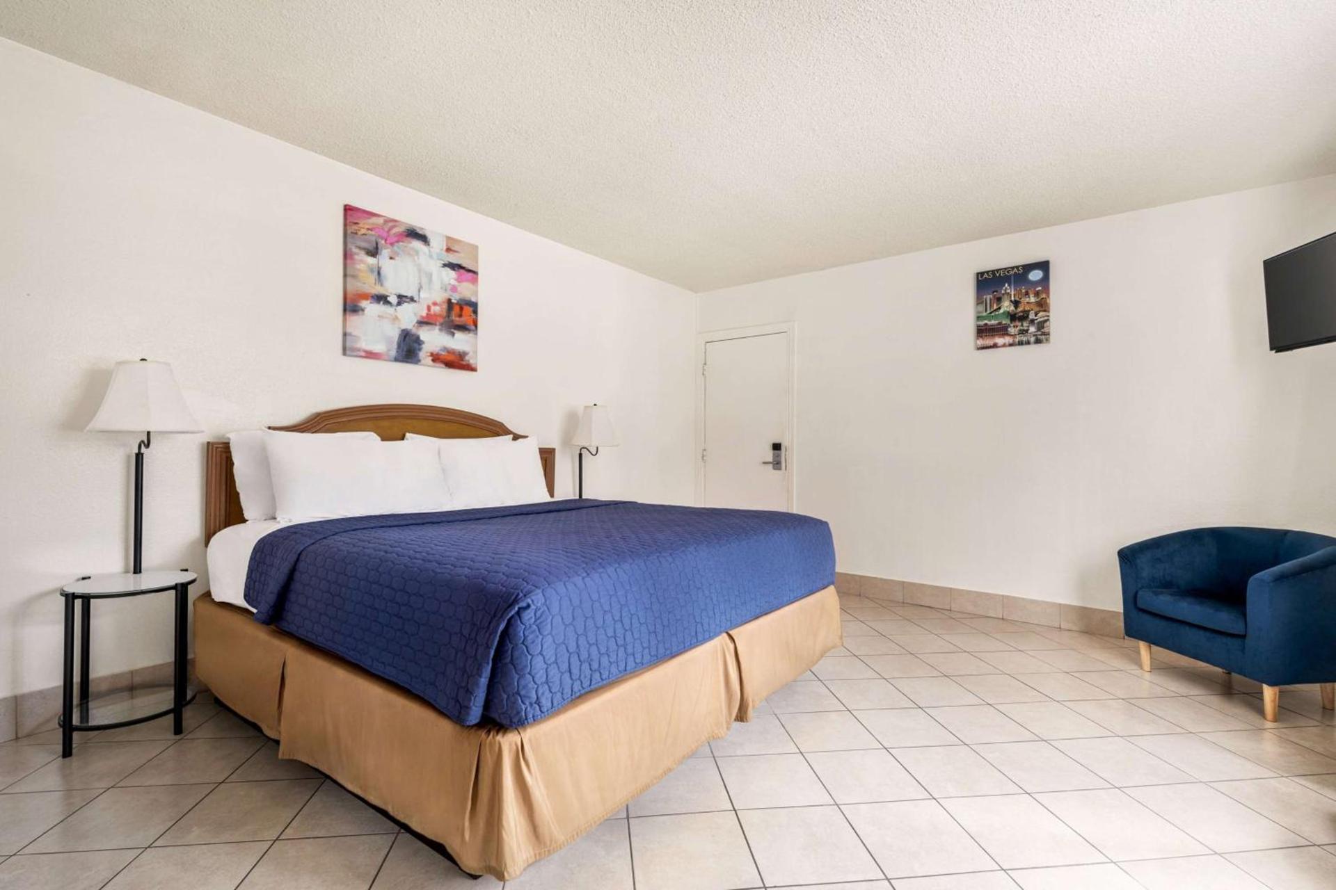 Travelodge by Wyndham Las Vegas photo 13