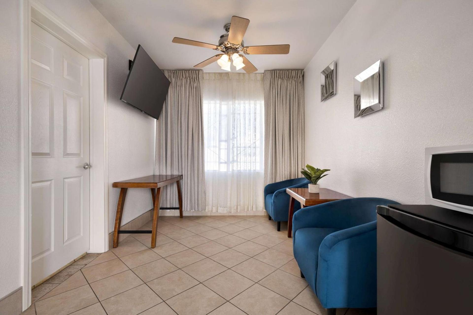 Travelodge by Wyndham Las Vegas photo 18