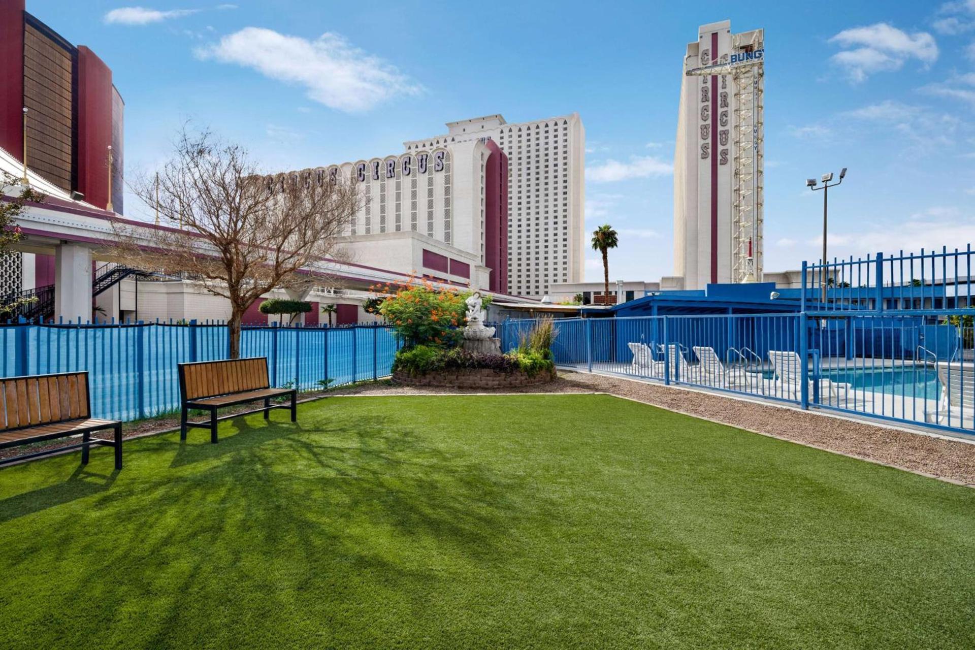 Travelodge by Wyndham Las Vegas photo 31