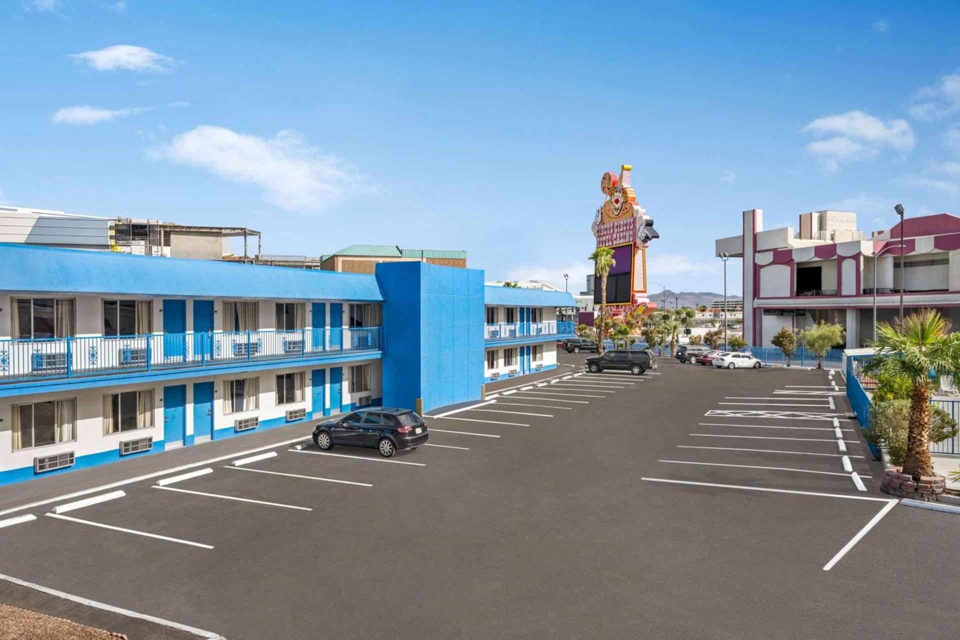 Travelodge by Wyndham Las Vegas photo 32