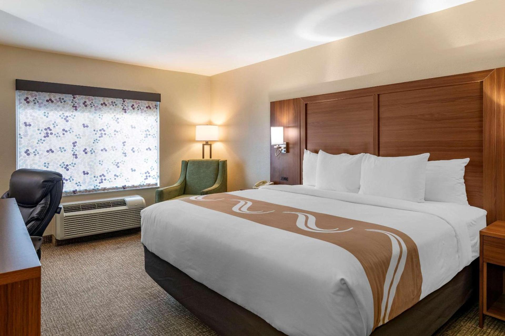 Quality Inn Placentia Anaheim Fullerton photo 23