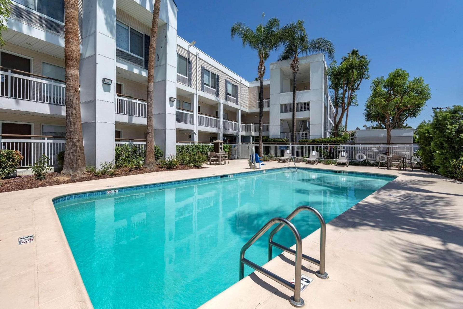 Quality Inn Placentia Anaheim Fullerton photo 3