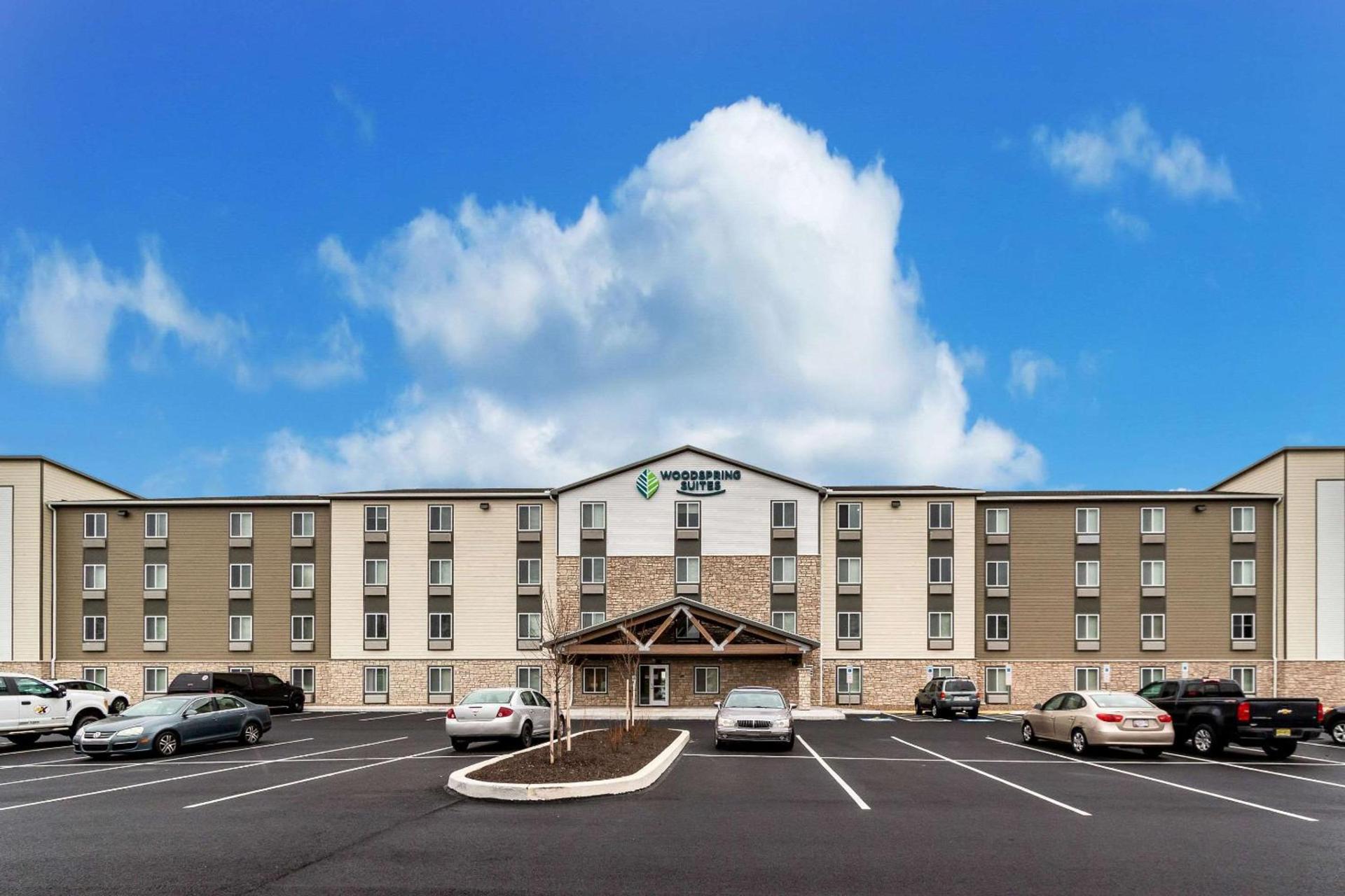WoodSpring Suites Harrisburg Linglestown photo 2