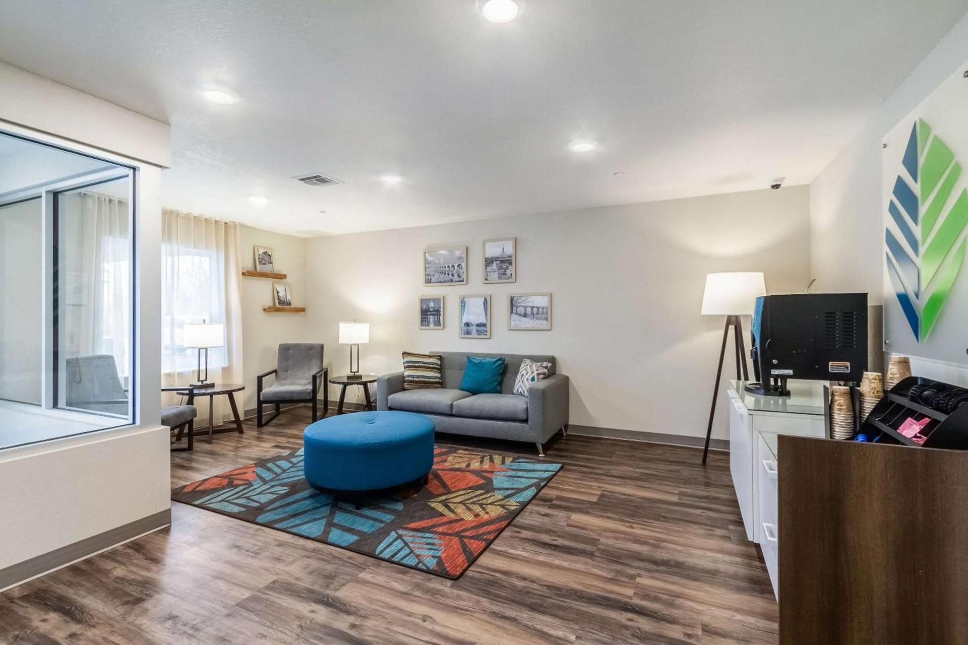 WoodSpring Suites Harrisburg Linglestown photo 6