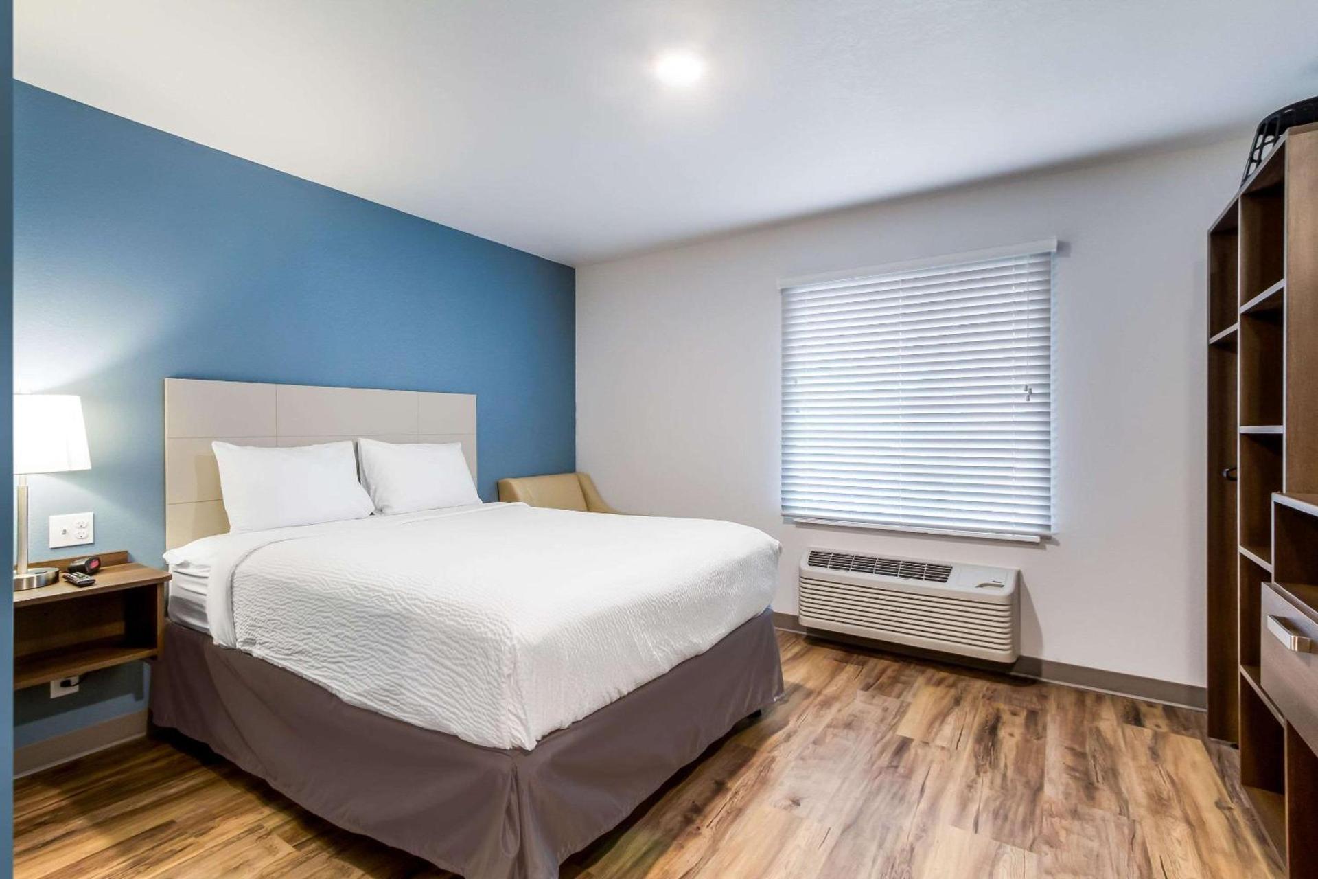 WoodSpring Suites Harrisburg Linglestown photo 12