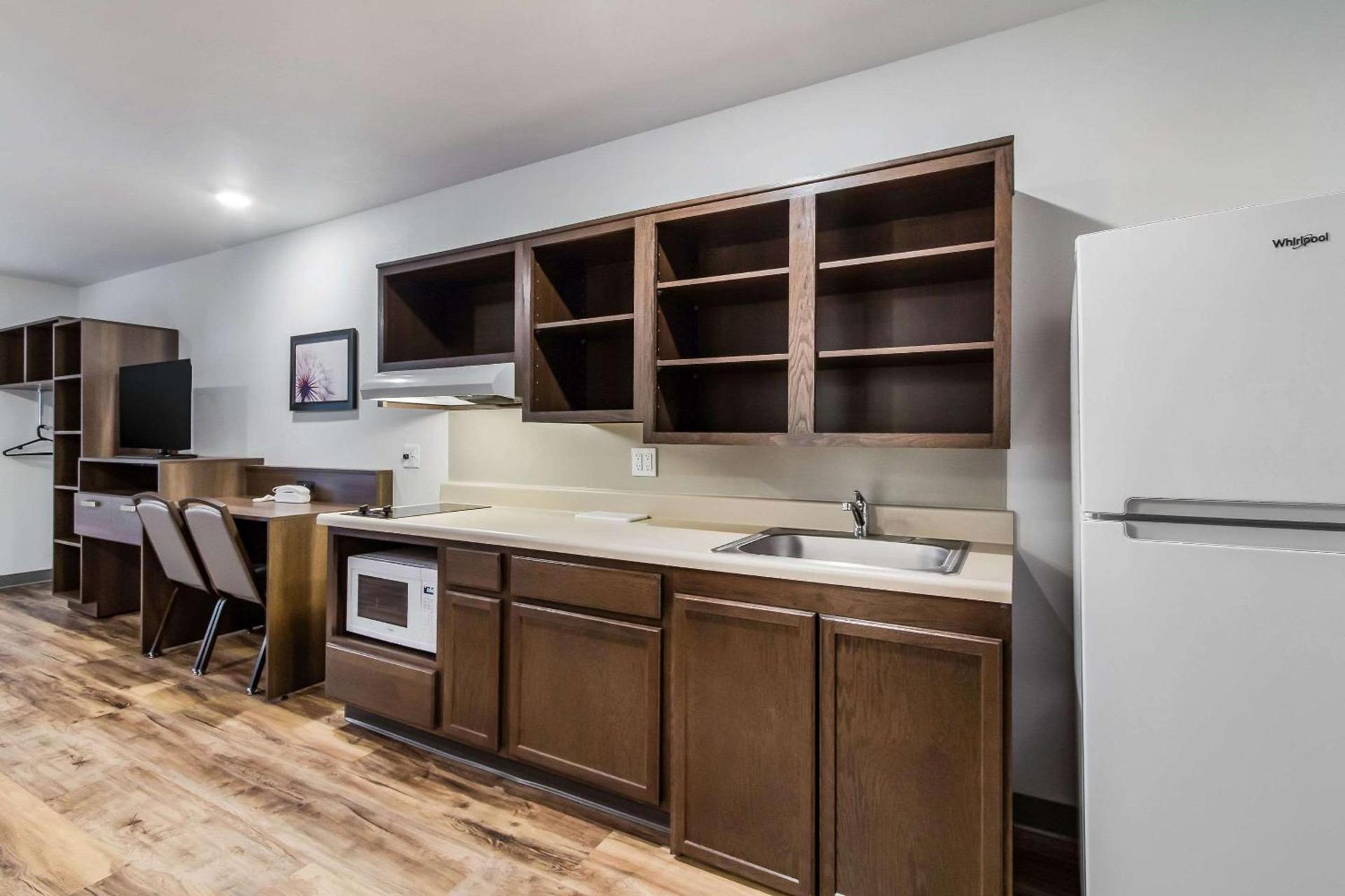 WoodSpring Suites Harrisburg Linglestown photo 26