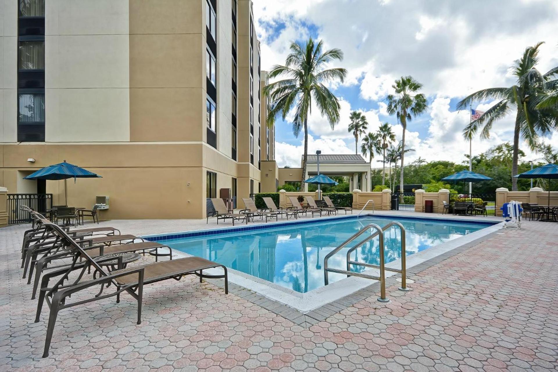 Hyatt Place Miami Airport-West/Doral photo 2