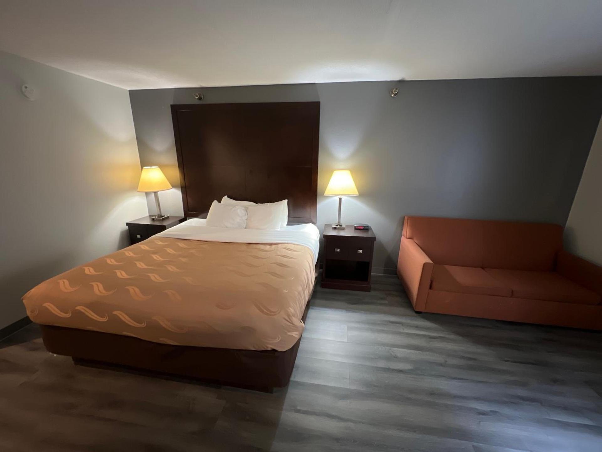 Quality Inn & Suites Portsmouth photo 29