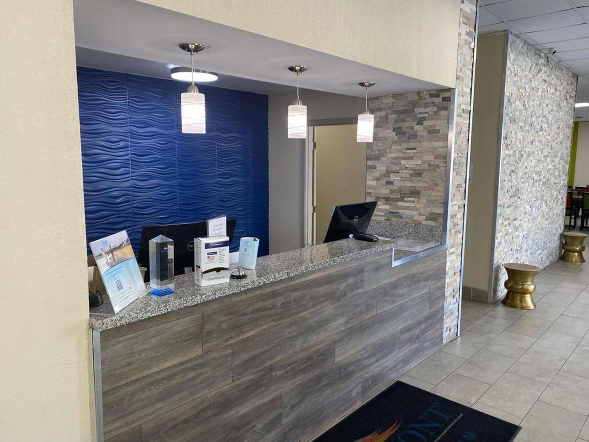 Baymont by Wyndham Cheraw photo 4