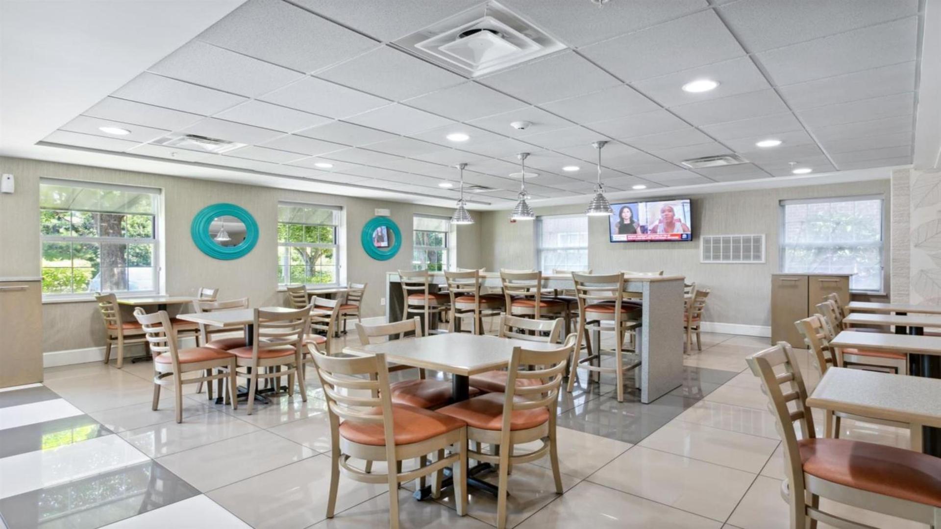Holiday Inn Express Williamsburg North by IHG photo 40