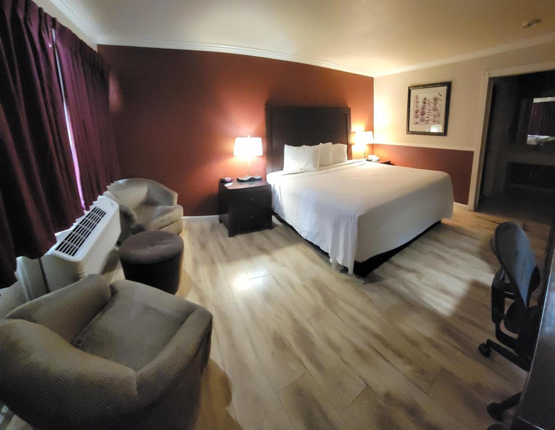 Mission Inn and Suites photo 5