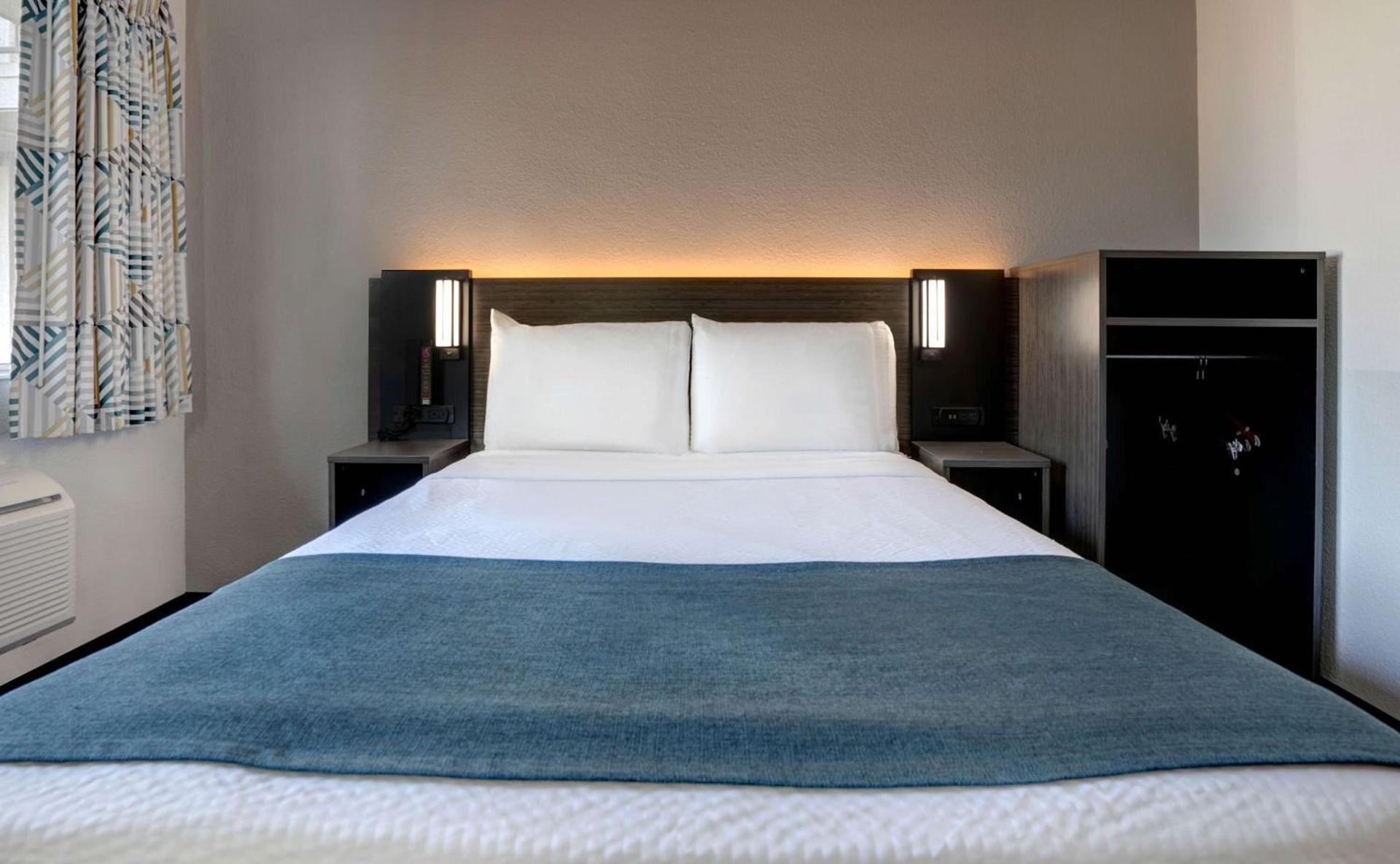 Motel 6-Bakersfield, CA - South photo 13