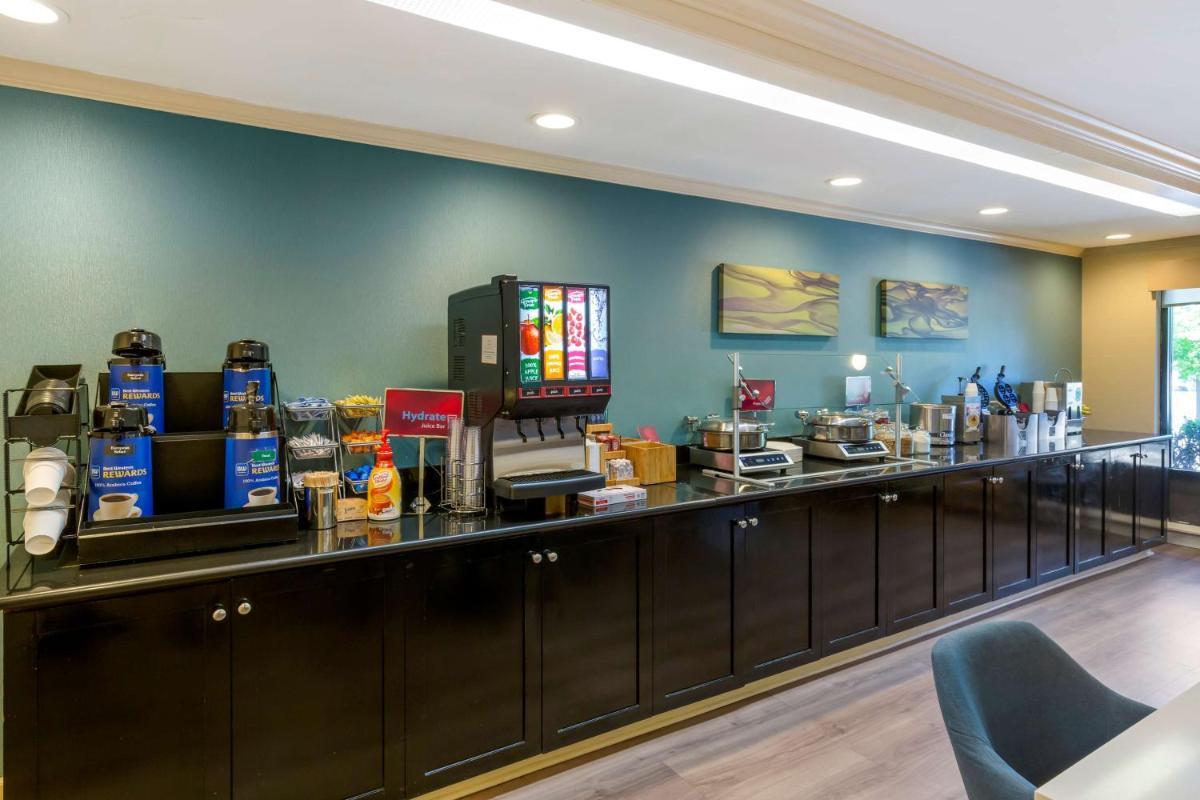 Best Western Plus Cary - NC State photo 34