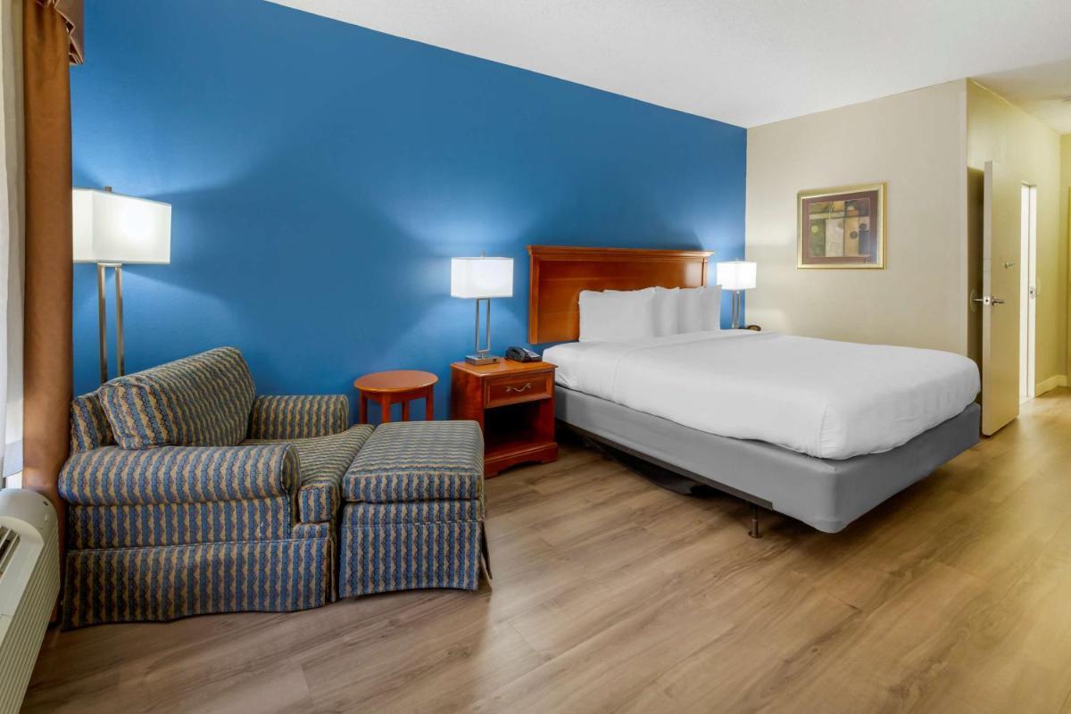 Best Western Plus Cary - NC State photo 22