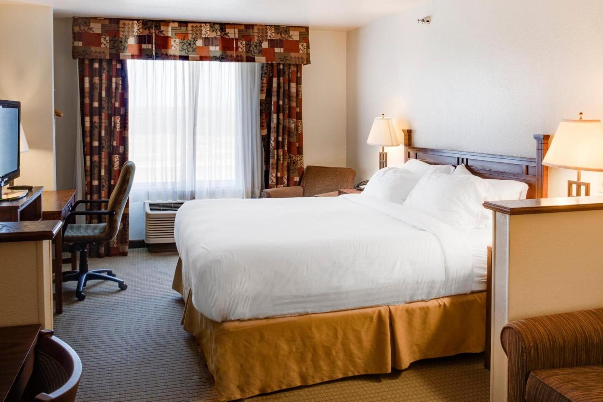 Quality Inn & Suites Bethany - Oklahoma City West photo 32