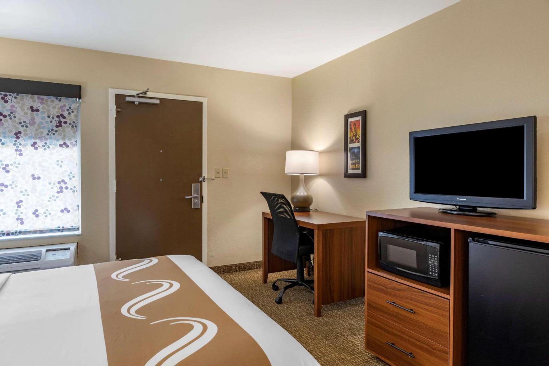 Quality Inn Placentia Anaheim Fullerton photo 22