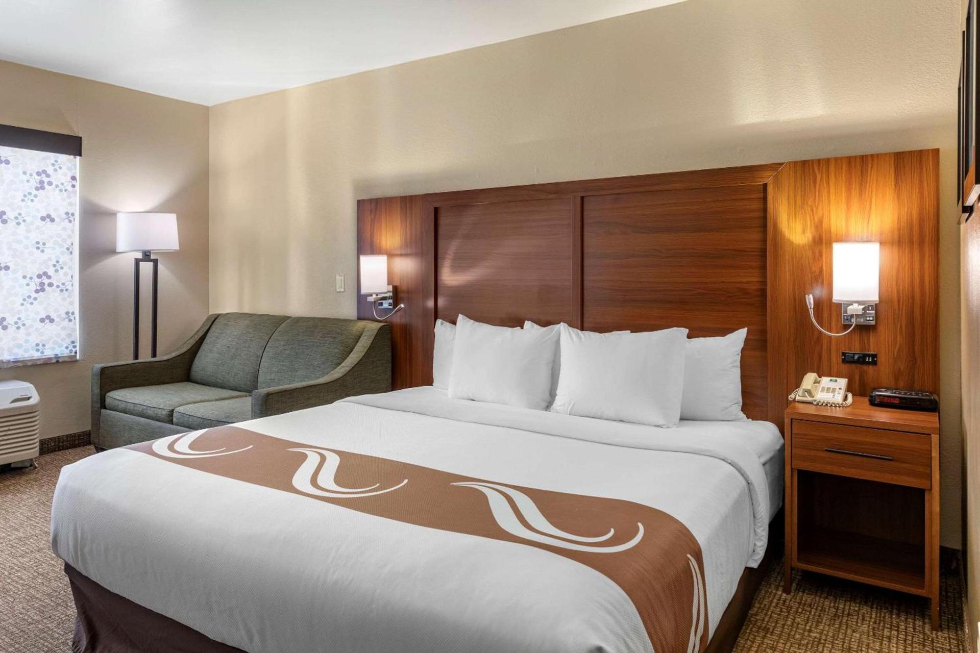 Quality Inn Placentia Anaheim Fullerton photo 18