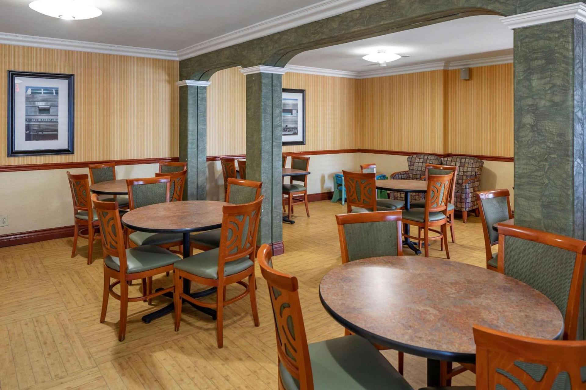 Quality Inn Placentia Anaheim Fullerton photo 28