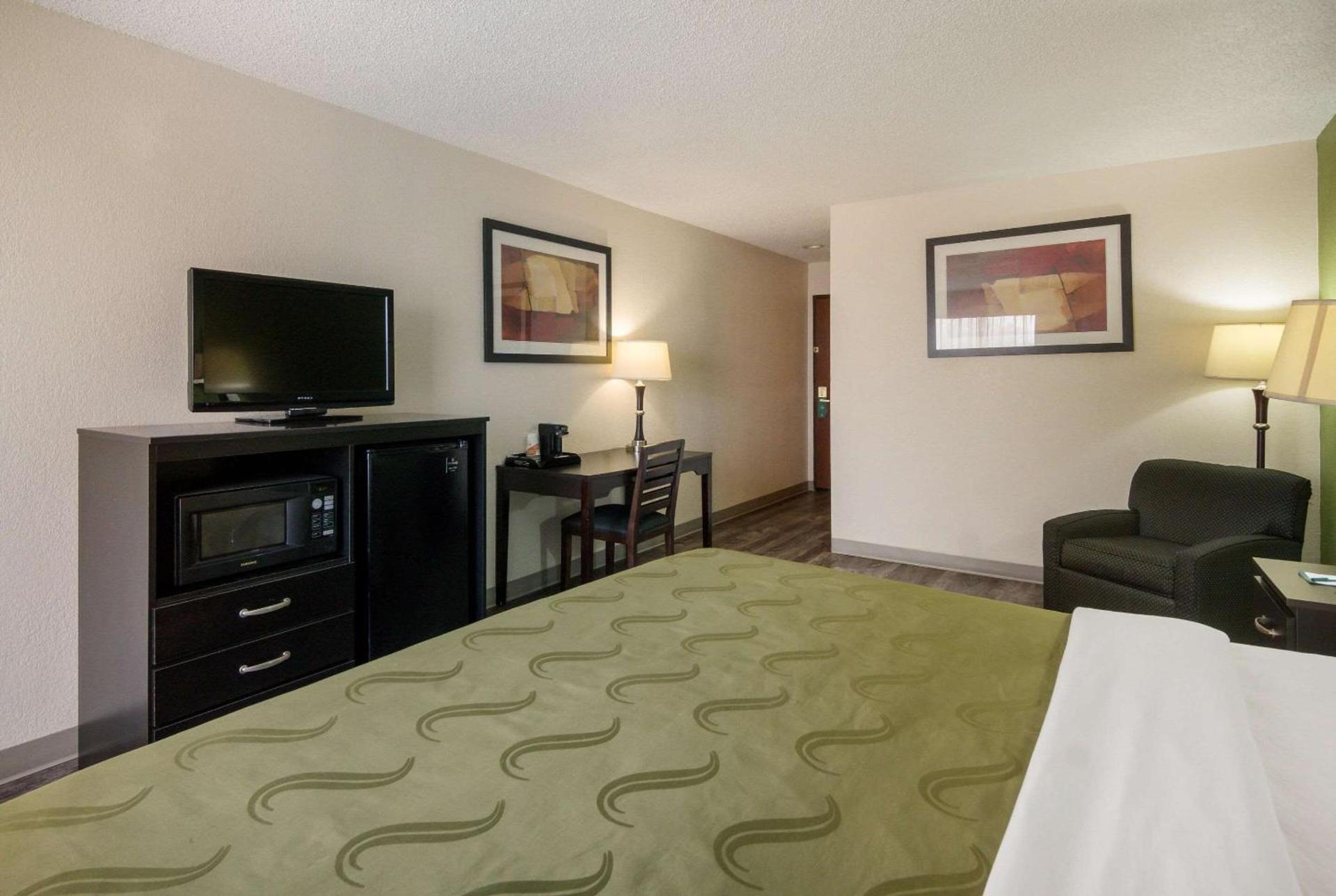 Quality Inn & Suites - Granbury photo 14