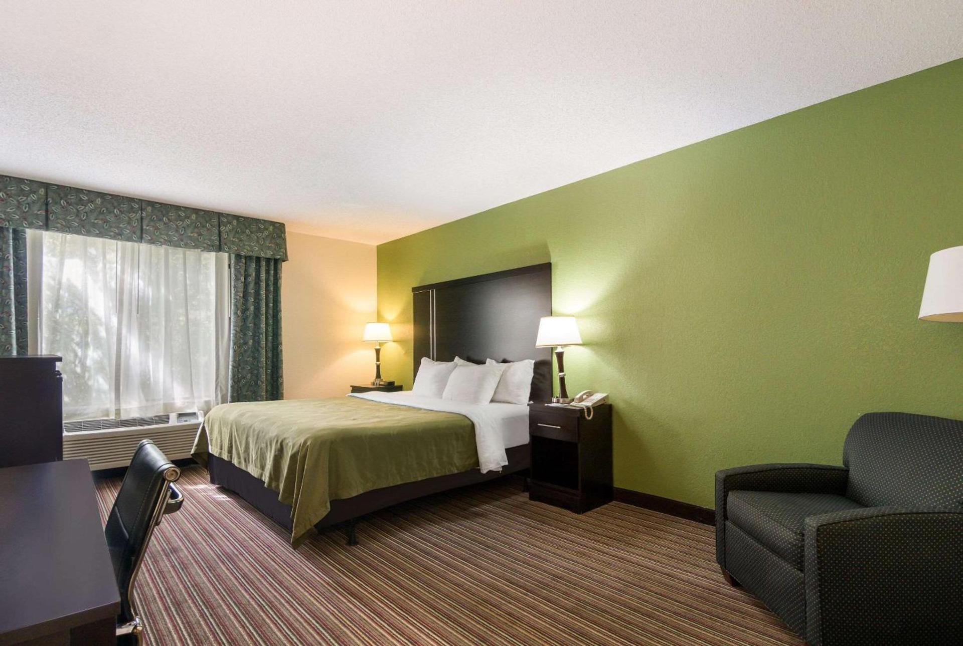Quality Inn & Suites - Granbury photo 15