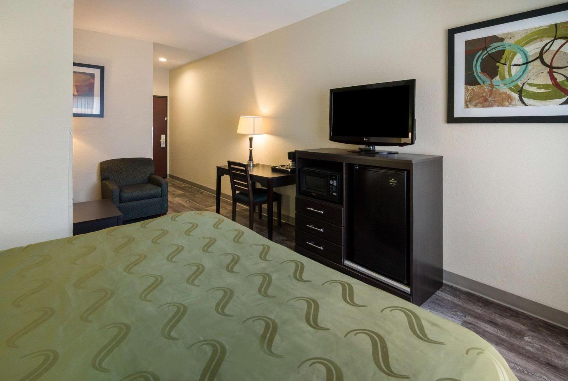 Quality Inn & Suites - Granbury photo 28