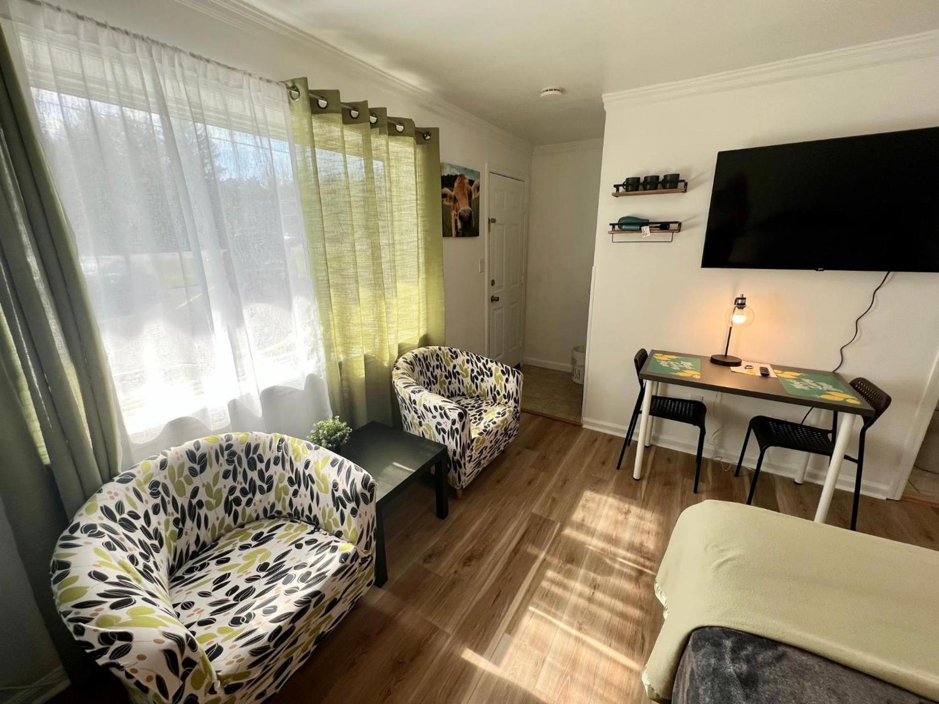 Cobmin Ridge Motel photo 41